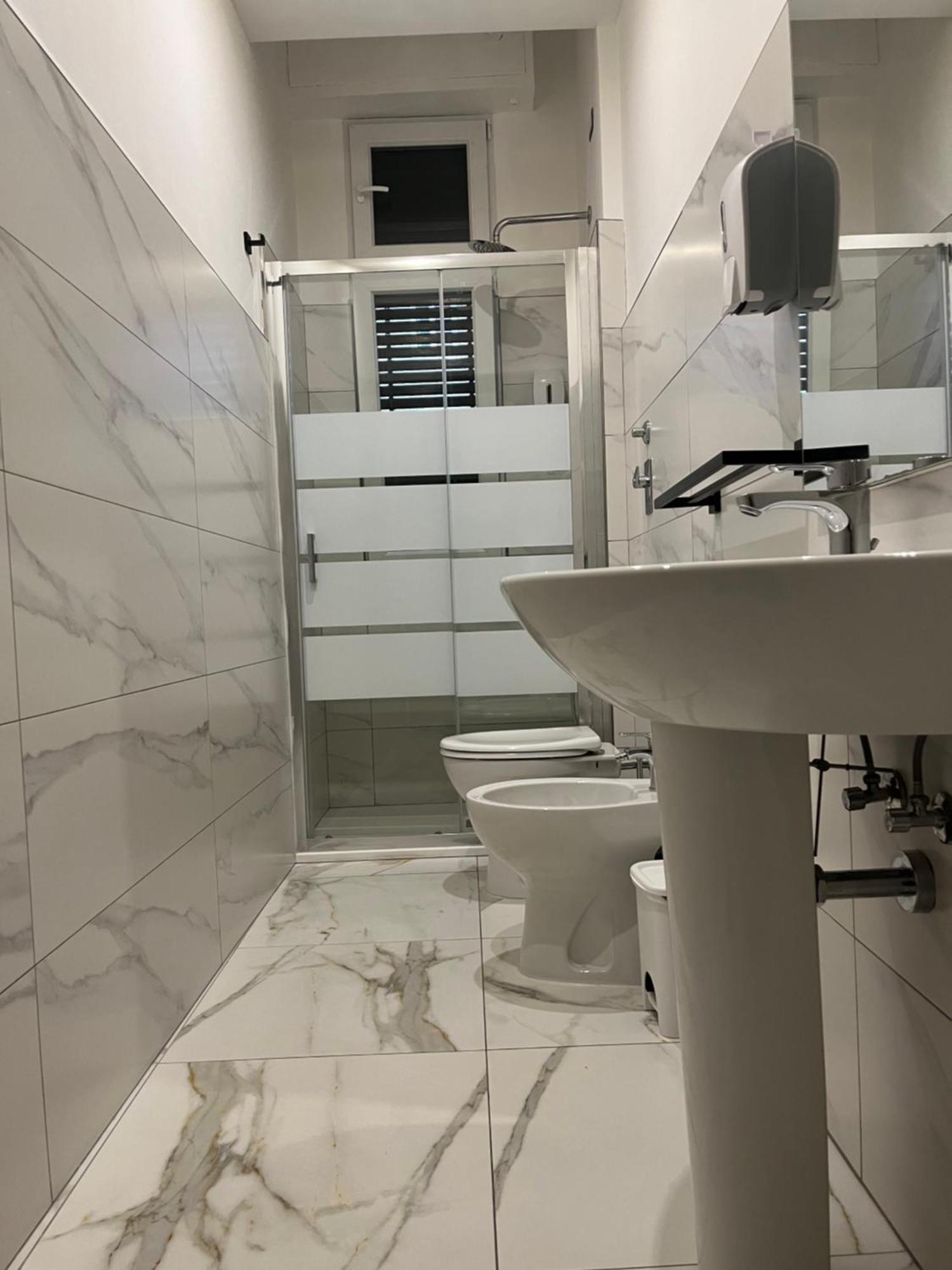 Jcube Apartments Bocconi Milano Dış mekan fotoğraf